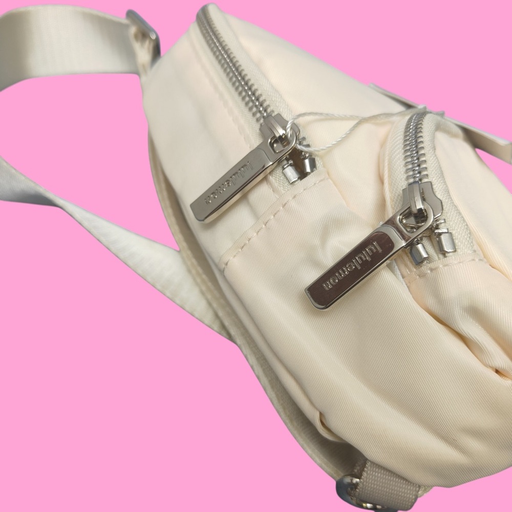 Lululemon Athletica Beige Mini Bag - Picture 8 of 9